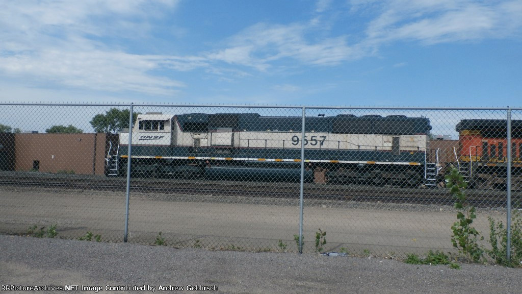 BNSF 9557